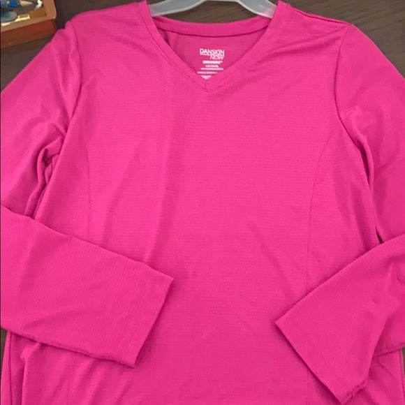 Danskin Other - Danskin Drimore shirt
